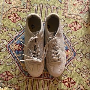 Rothy’s RS01 Grey Sneaker Mens Size 10